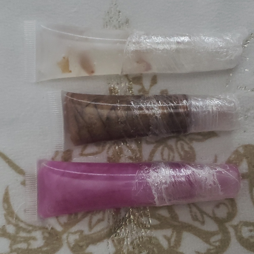3 Lip Gloss Bundle